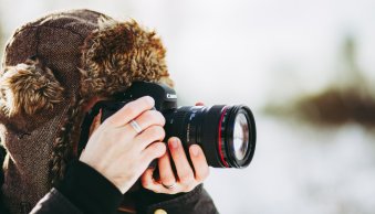 11 Tips for Tack-Sharp Handheld Photography