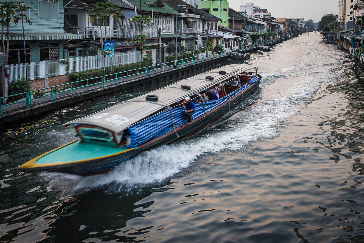Introduce-motion-blur